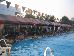 A great all-age turn out at the 2010 swim-a-thon fundraiser for TASC in Thailand 